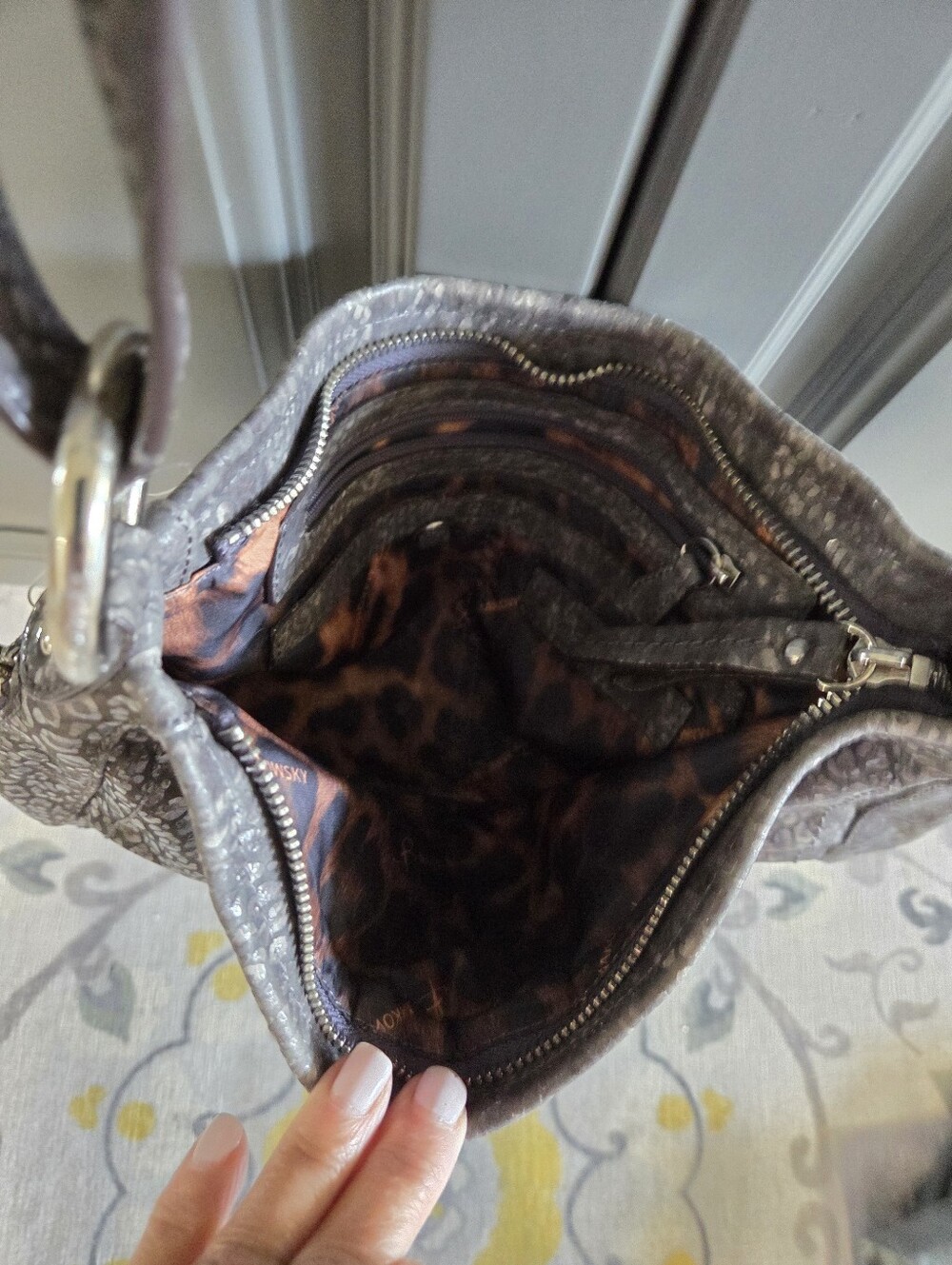 Makowsky NWOT CROSSBODY/ADJ PURSE - Picture 7 of 11